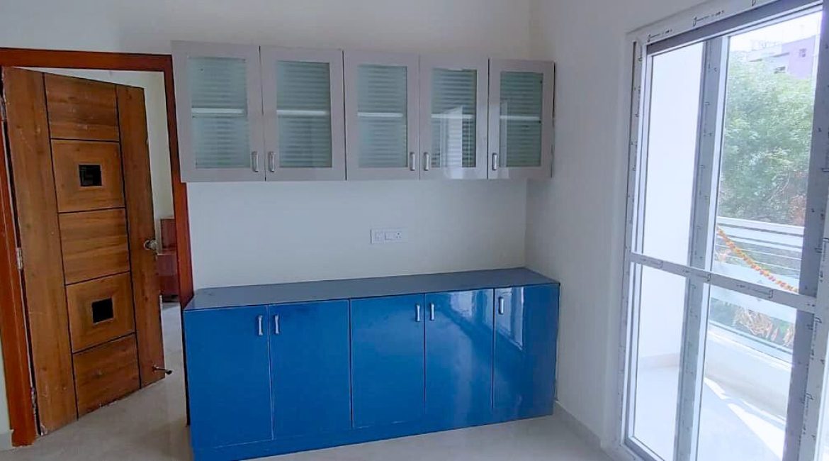 crockery unit design